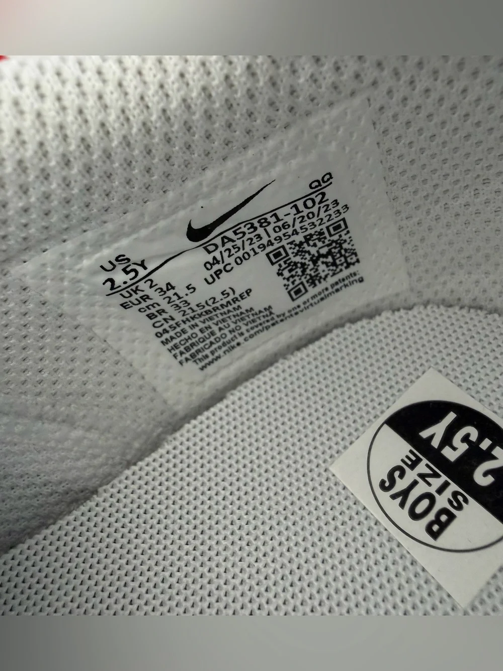 Nike Court Legacy Sneakers DA5381-102 White/Black/Gum Leather Kids Boy Size 2.5Y - Picture 7 of 8